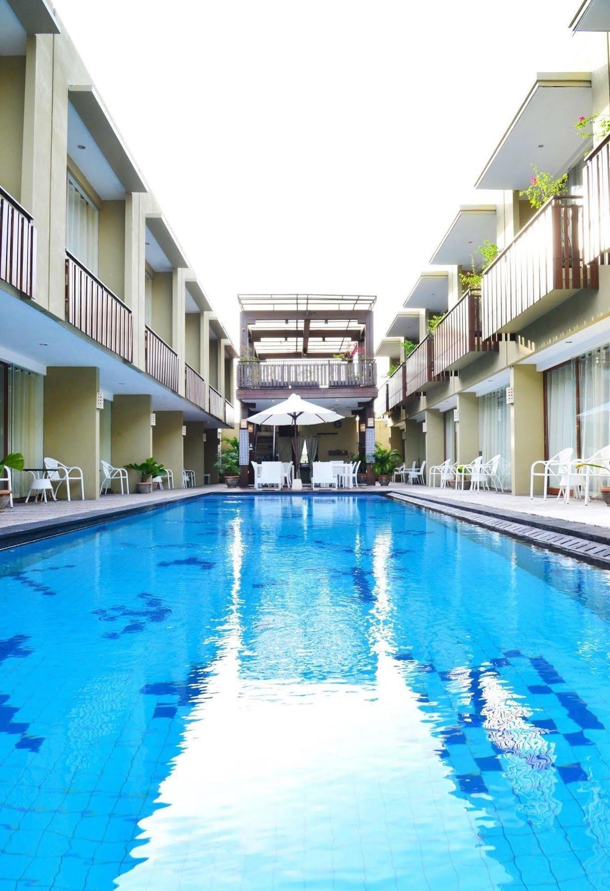 Devata Suites And Residence Legian Extérieur photo