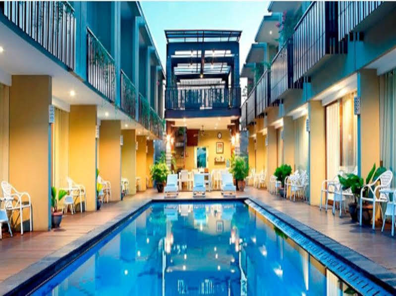 Devata Suites And Residence Legian Extérieur photo